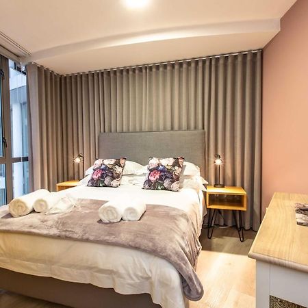 Hibernian Towers 807, Beach Road, Strand Ngoại thất bức ảnh