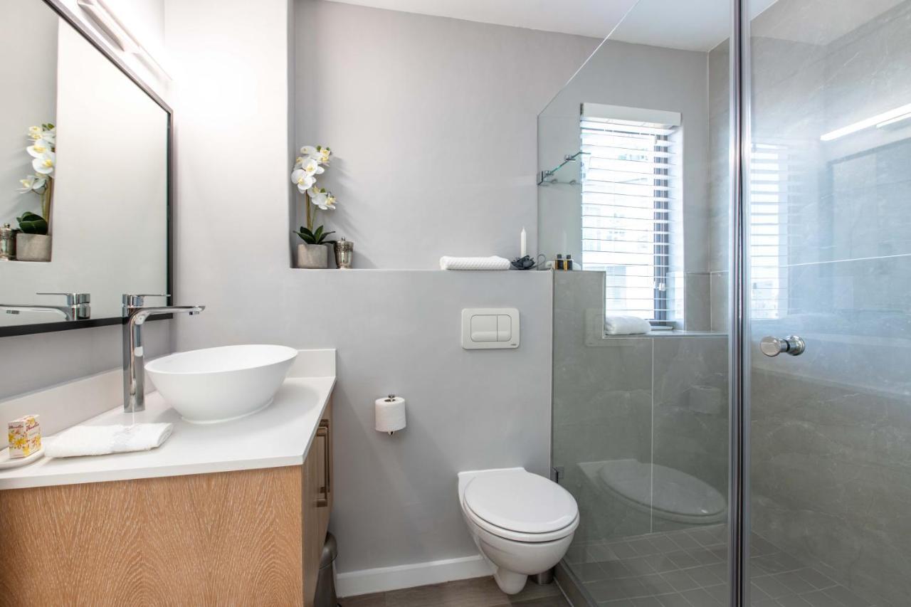 Hibernian Towers 807, Beach Road, Strand Ngoại thất bức ảnh